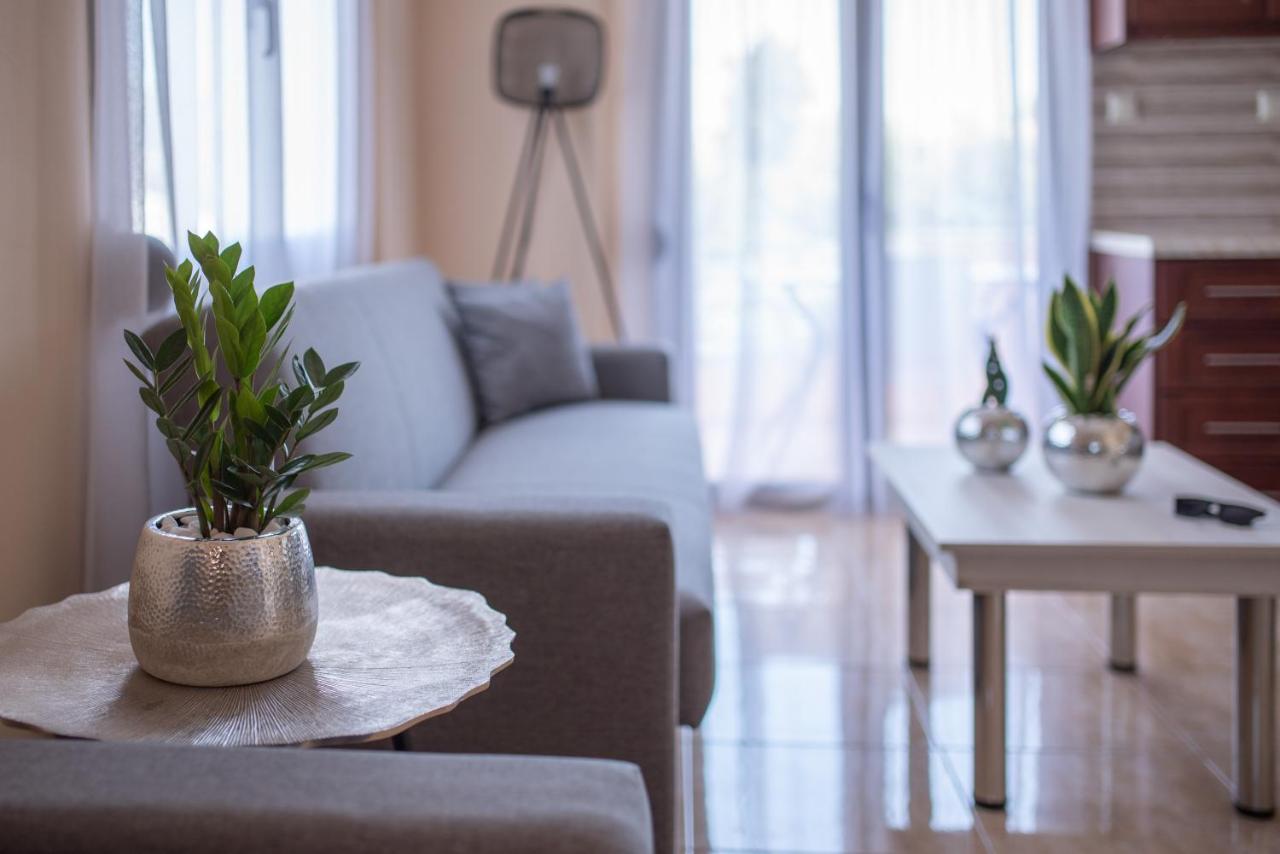 Libyan Sea Luxury Apartment 2 إرابيترا المظهر الخارجي الصورة